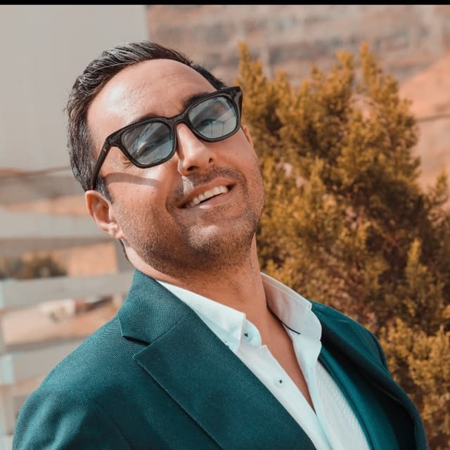  عکس پروفایل اینستاگرام امیر حسین رستمی / amir_hrostami