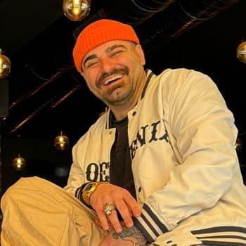  عکس پروفایل اینستاگرام جواد اسفندری / asgharyyyyy
