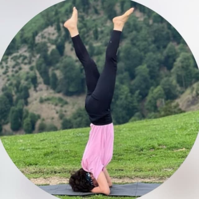  عکس پروفایل اینستاگرام بهار شاهبندری / bahar__.fit