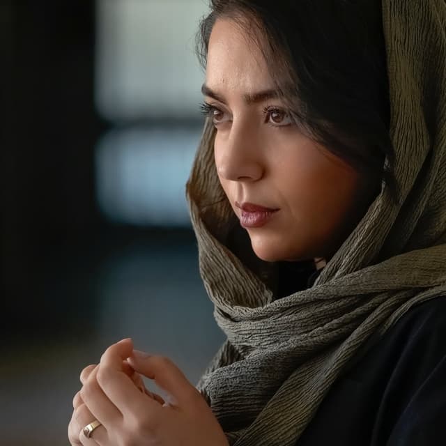  عکس پروفایل اینستاگرام بهار داورزنی / bahardavarzani