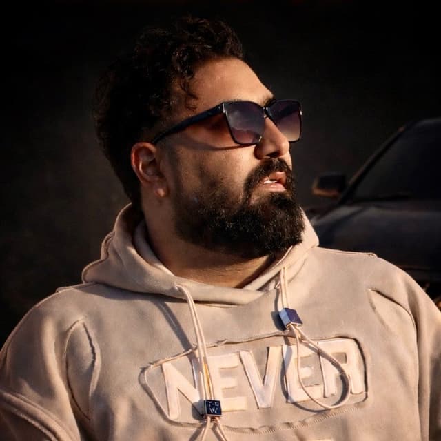  عکس پروفایل اینستاگرام امیر دادستان / dadsetanmusic