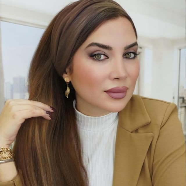  عکس پروفایل اینستاگرام مهناز فرید / doctormoon.1