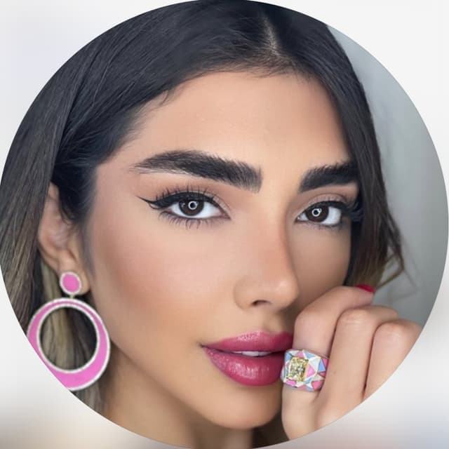  عکس پروفایل اینستاگرام تینا اسدی / itstinaas