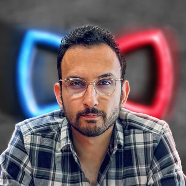  عکس پروفایل اینستاگرام مهدی شجاری / mobonews