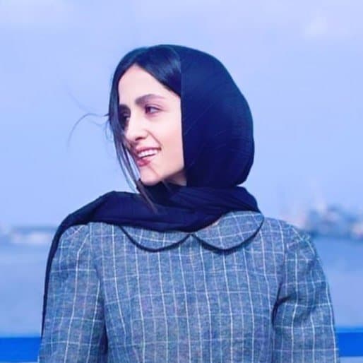  عکس پروفایل اینستاگرام پريا انورى / paria.anvari