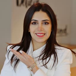  عکس پروفایل اینستاگرام راضیه میرزایی / razie.ladyboss 