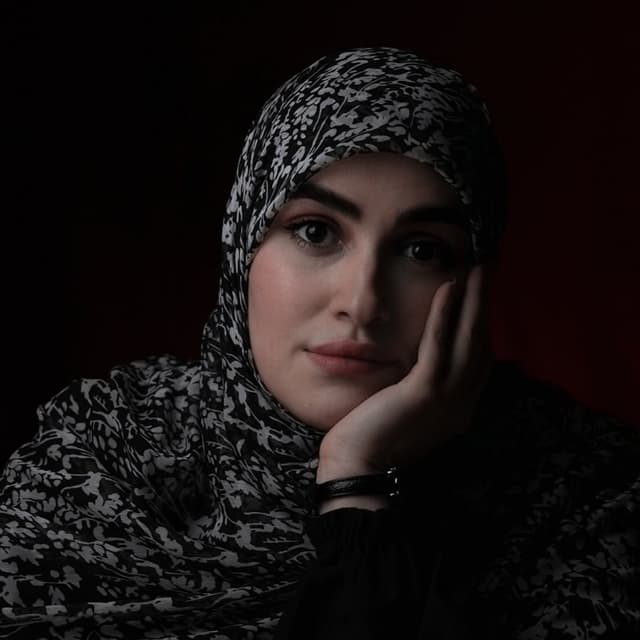  عکس پروفایل اینستاگرام زهرا اسعد / shokrane68