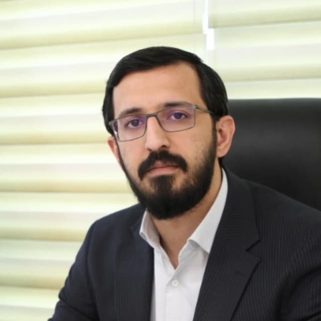  عکس پروفایل اینستاگرام وحید گرای لی / vahid.grayli