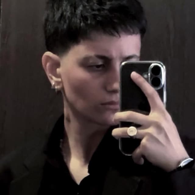  عکس پروفایل اینستاگرام یاشار راد / yashr__rad