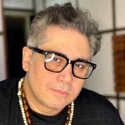 عکس پروفایل اینستاگرام اشکان صادقی / ashkansadeghioriginal
