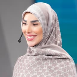 عکس پروفایل اینستاگرام پریسا آشتیانی / ashtiyani_parisa