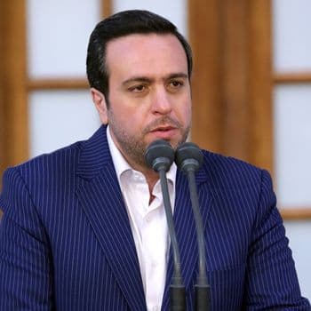 عکس پروفایل اینستاگرام مجید یراق بافان / dr.yaraghbafanmajid