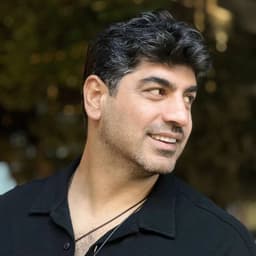 عکس پروفایل اینستاگرام فرشید طالبی / farshid_talebi_football