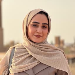 عکس پروفایل اینستاگرام مهدیه سادات میرجلیلی / mahdieh.sadatt.mirjalili