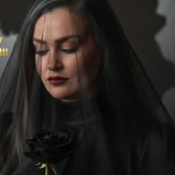 عکس پروفایل اینستاگرام نعیمه نظام دوست / naeemeh.nezamdoost.officials