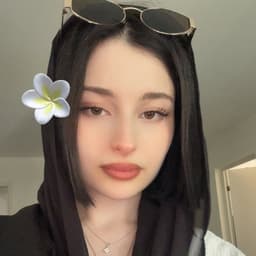 عکس پروفایل اینستاگرام نیکا فرقانی اصل / nikaforghaniofficial