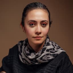 عکس پروفایل اینستاگرام پريسا درخشنده / parisaderakhshandeh