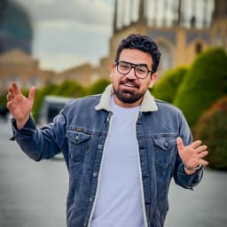 عکس پروفایل اینستاگرام آقا محمد جواد / pooyayazdanbakhsh